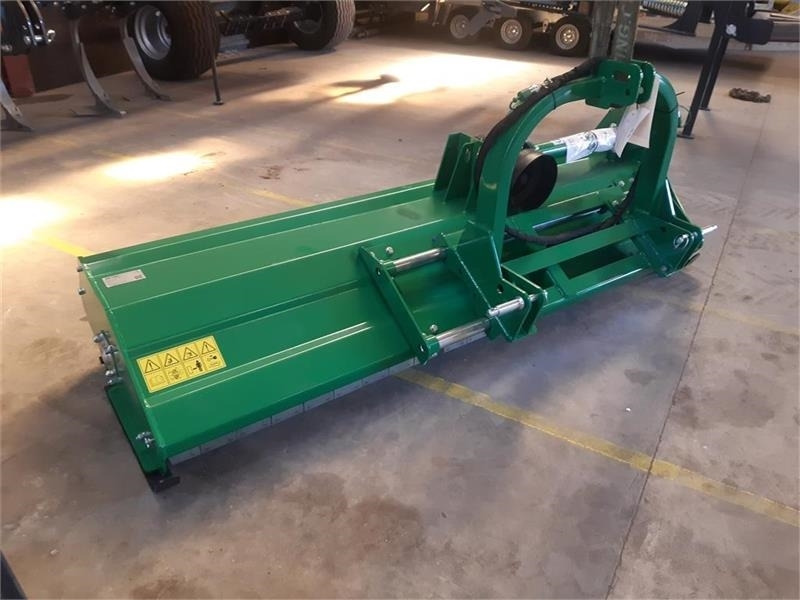 Dk-Tec 220cm - Schlegelmäher: das Bild 2 Dk-Tec 220cm - Schlegelmäher: das Bild 2