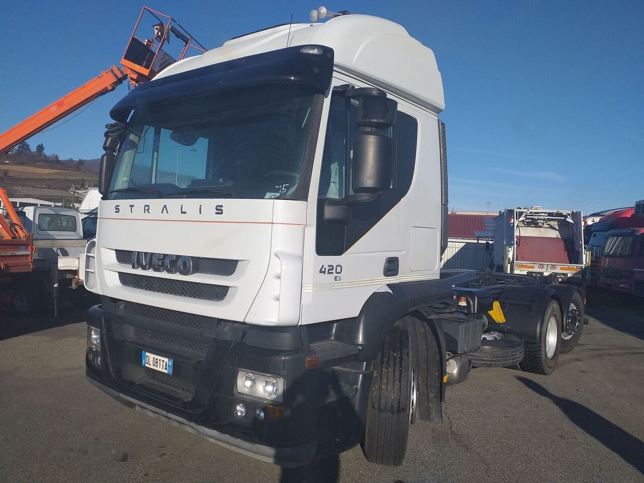 IVECO STRALIS AT260S42Y/PS - Abrollkipper: das Bild 1 IVECO STRALIS AT260S42Y/PS - Abrollkipper: das Bild 1