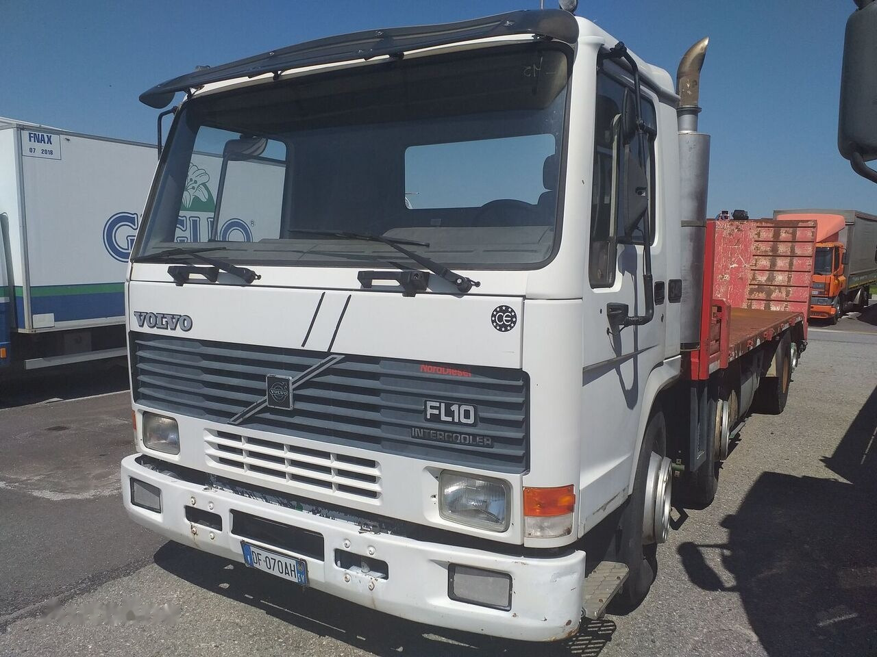 Volvo FL 10.320 - Pritsche LKW: das Bild 1 Volvo FL 10.320 - Pritsche LKW: das Bild 1