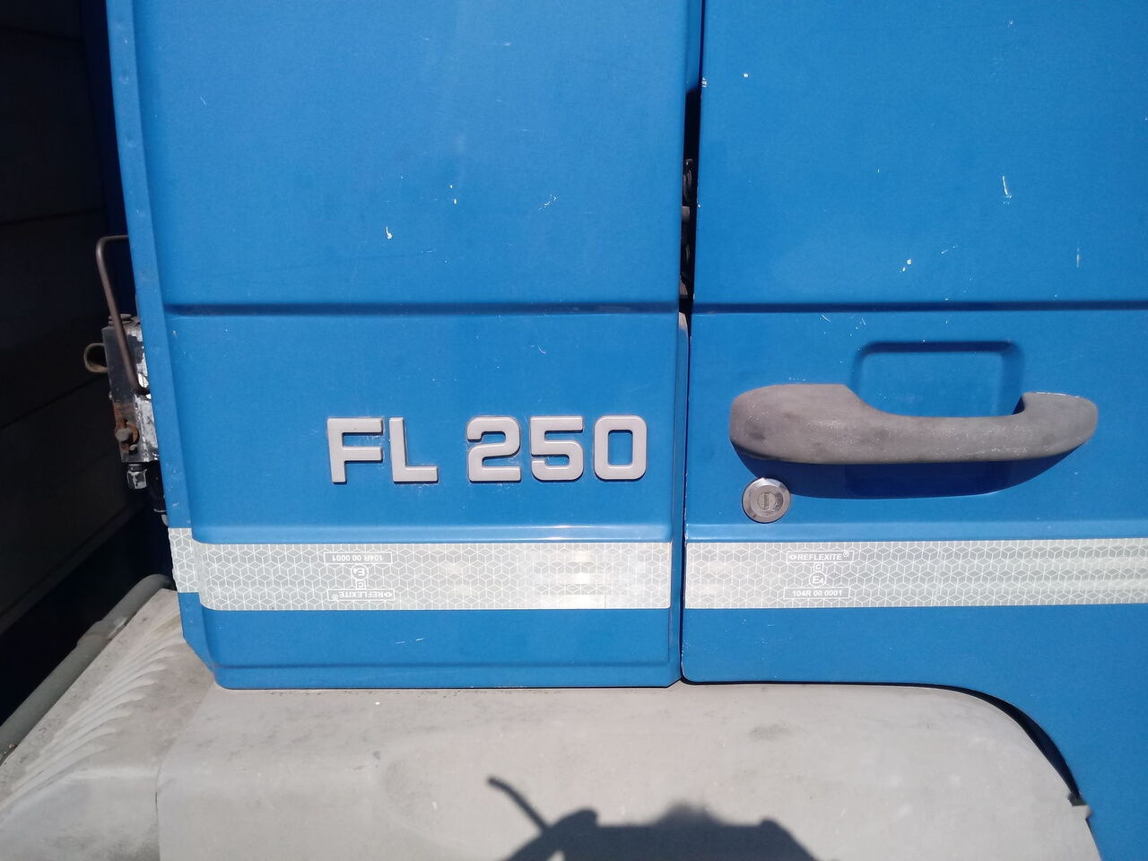 Volvo FL6.250 - Koffer LKW: das Bild 3 Volvo FL6.250 - Koffer LKW: das Bild 3