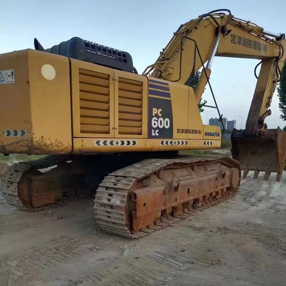 KOMATSU PC 600 LC-8 - Kettenbagger: das Bild 1 KOMATSU PC 600 LC-8 - Kettenbagger: das Bild 1