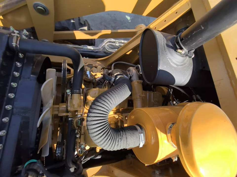 Used Caterpillar 2024 Year Low Hours 420f 420f2 420e 416e Secondhand Cat 420f with 20 Hours in Stock - Baggerlader: das Bild 5 Used Caterpillar 2024 Year Low Hours 420f 420f2 420e 416e Secondhand Cat 420f with 20 Hours in Stock - Baggerlader: das Bild 5