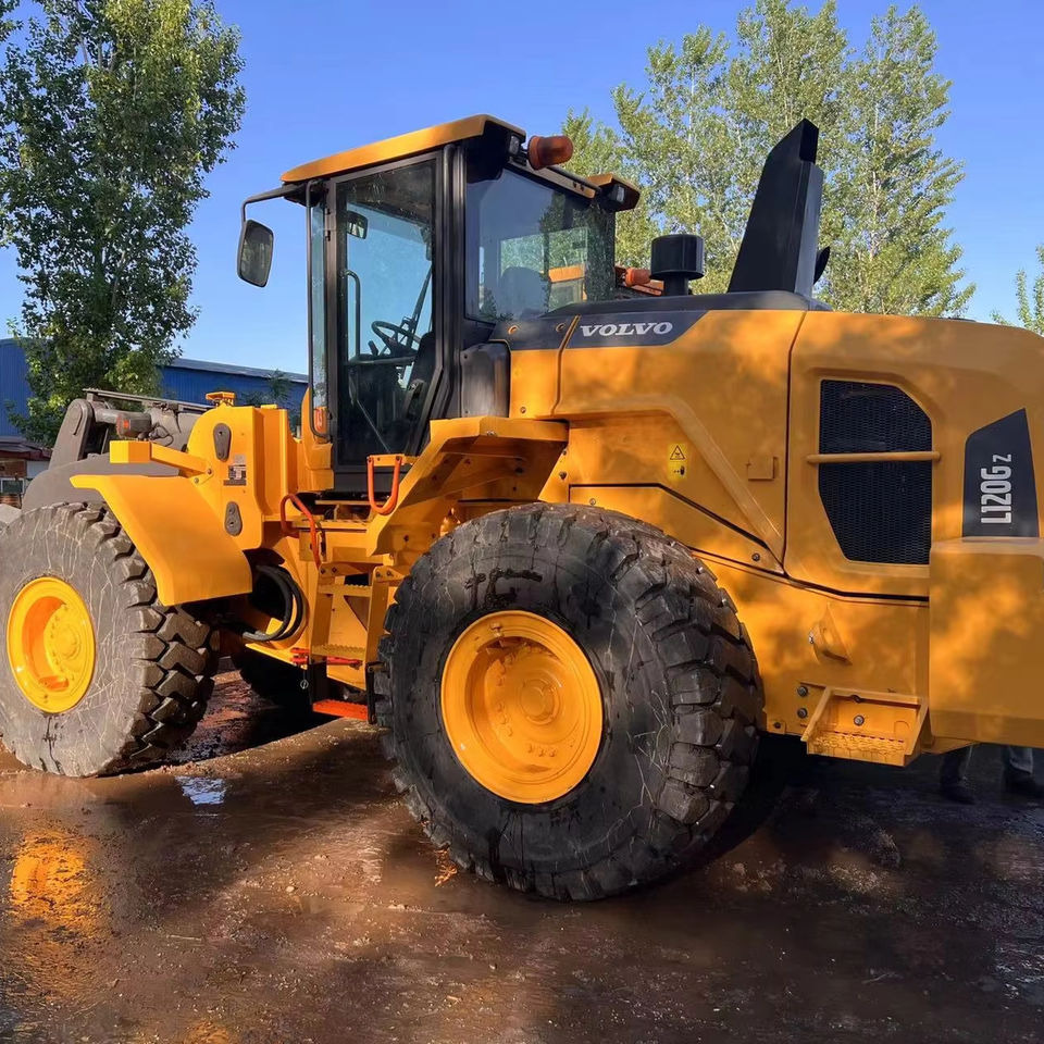 Used Volvo L120GZ 6 Ton Capacity Wheel Loader Available for Sale - Radlader: das Bild 1 Used Volvo L120GZ 6 Ton Capacity Wheel Loader Available for Sale - Radlader: das Bild 1