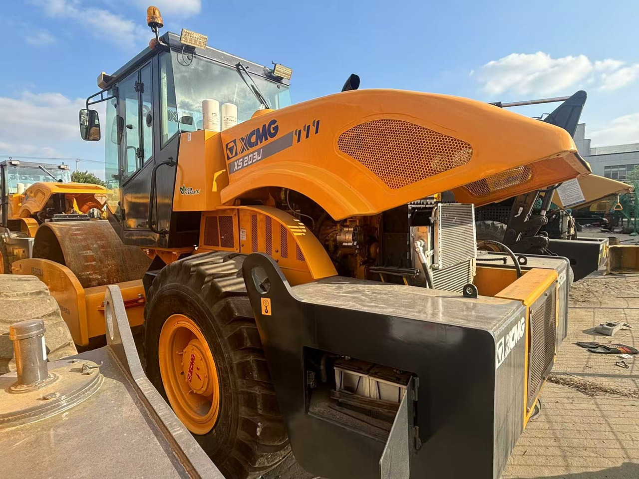 XCMG XS203J - Walzenzug: das Bild 4 XCMG XS203J - Walzenzug: das Bild 4