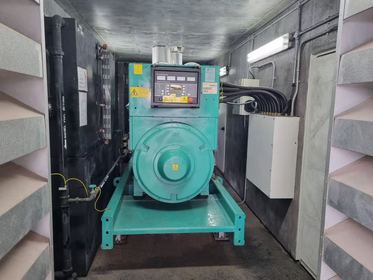 CUMMINS KTA50-G3 - Werkzeug/ Gerät: das Bild 2 CUMMINS KTA50-G3 - Werkzeug/ Gerät: das Bild 2