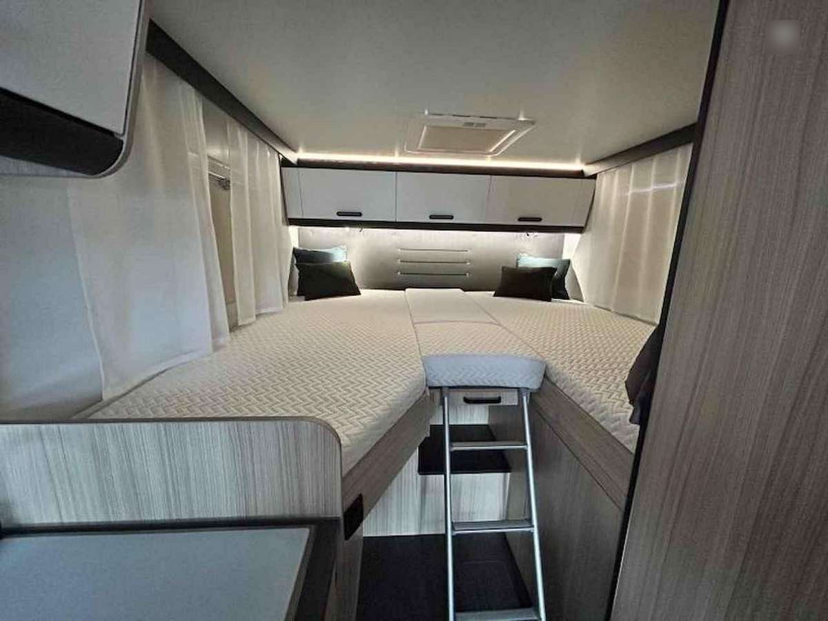 Teilintegriertes Wohnmobil SUN LIVING C 65 SL: das Bild 12