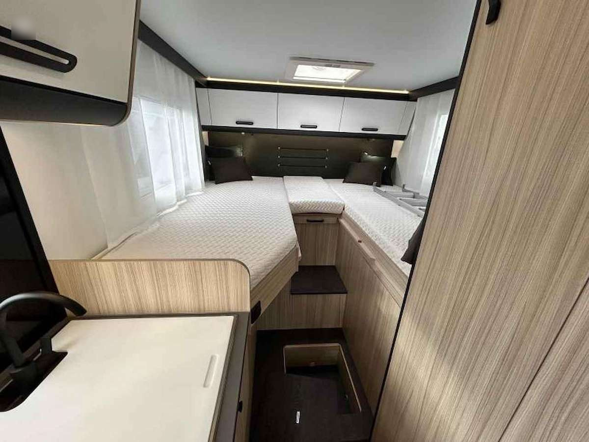 Teilintegriertes Wohnmobil SUN LIVING C 65 SL: das Bild 11