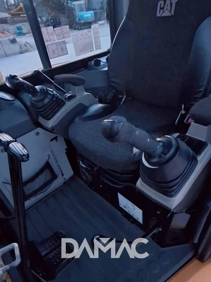 CAT 305CCR - Minibagger: das Bild 3 CAT 305CCR - Minibagger: das Bild 3