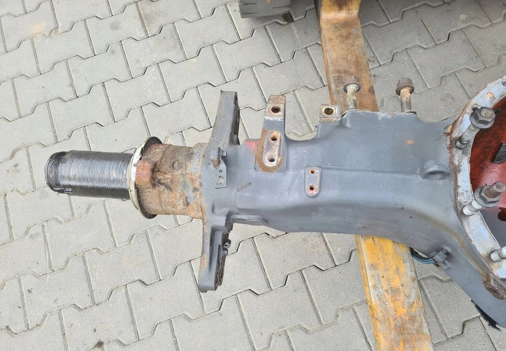 OBUDOWA MOSTU POCHWA MS17X 16 SZPILEK VOLVO FH 4 FM 4 FH 5 FM 5 A9673 1- 2D 8171382 - Transmission: das Bild 2 OBUDOWA MOSTU POCHWA MS17X 16 SZPILEK VOLVO FH 4 FM 4 FH 5 FM 5 A9673 1- 2D 8171382 - Transmission: das Bild 2