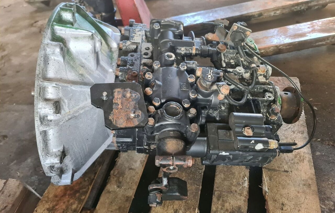 ZF SKRZYNIA BIEGÓW RENAULT MIDLUM DXI VOLVO FL 6S850 - Getriebe für LKW: das Bild 1 ZF SKRZYNIA BIEGÓW RENAULT MIDLUM DXI VOLVO FL 6S850 - Getriebe für LKW: das Bild 1
