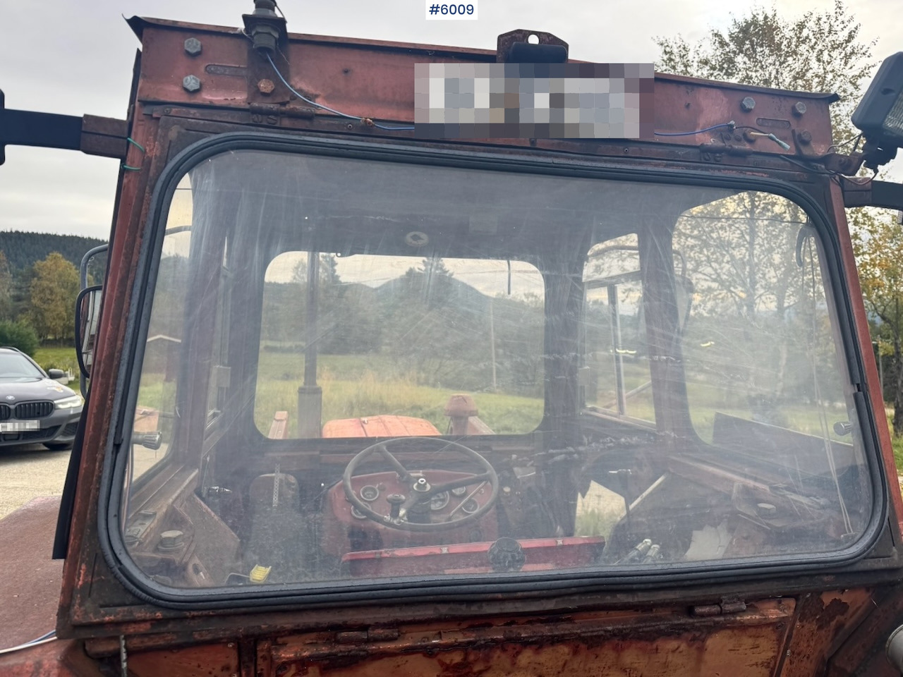 Traktor 1971 Massey-Ferguson 135 incl. front loader, bucket, rear scraper, and log splitter/firewood machine: das Bild 17 Traktor 1971 Massey-Ferguson 135 incl. front loader, bucket, rear scraper, and log splitter/firewood machine: das Bild 17