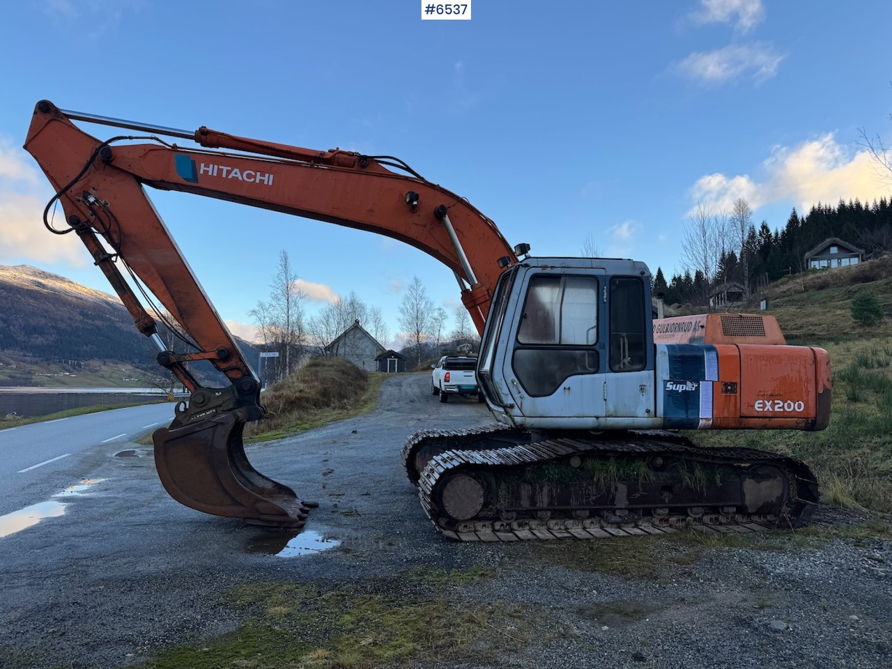 1992 Hitachi EX 200-2. Few hours. - Kettenbagger: das Bild 3 1992 Hitachi EX 200-2. Few hours. - Kettenbagger: das Bild 3
