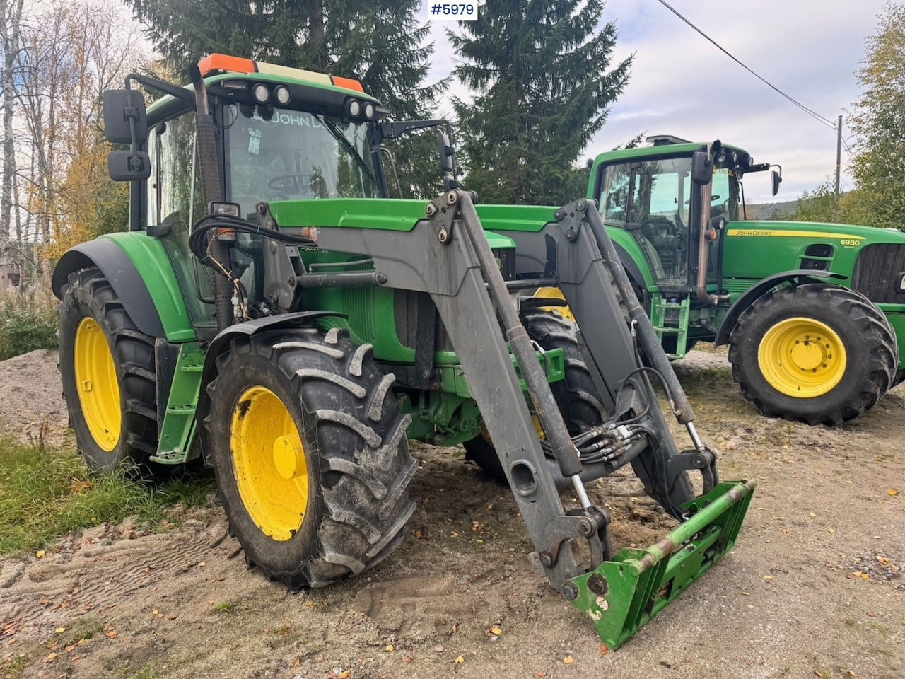 2005 John Deere 6420 with Front Loader - Traktor: das Bild 1 2005 John Deere 6420 with Front Loader - Traktor: das Bild 1
