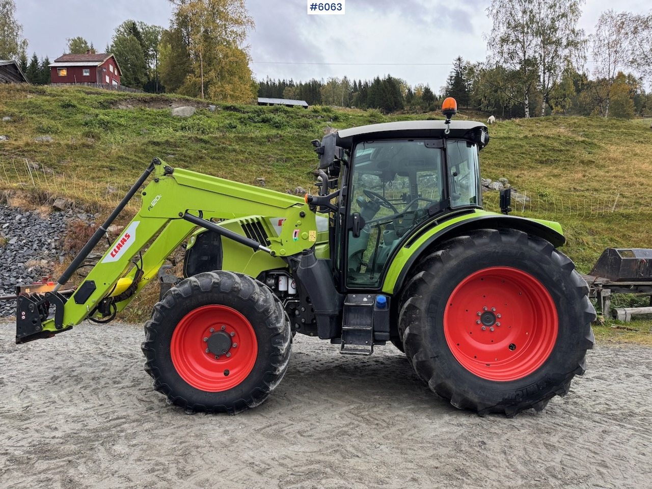 2018 Claas Arion 460 m front loader, front hydraulics and front PTO. - Traktor: das Bild 1 2018 Claas Arion 460 m front loader, front hydraulics and front PTO. - Traktor: das Bild 1