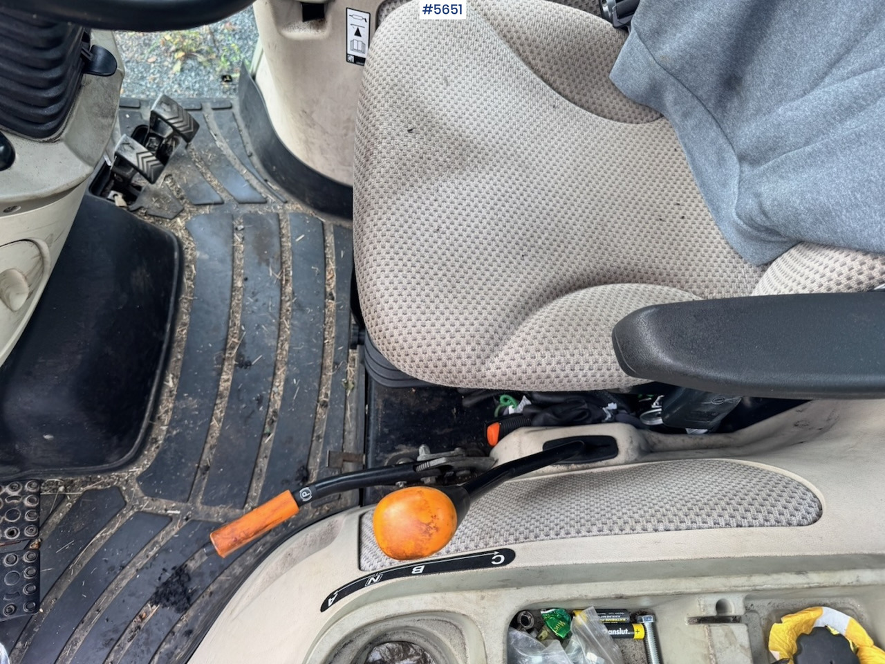 2018 John Deere 3045R with front hydraulics and front PTO - Leasing 2018 John Deere 3045R with front hydraulics and front PTO: das Bild 11 2018 John Deere 3045R with front hydraulics and front PTO - Leasing 2018 John Deere 3045R with front hydraulics and front PTO: das Bild 11