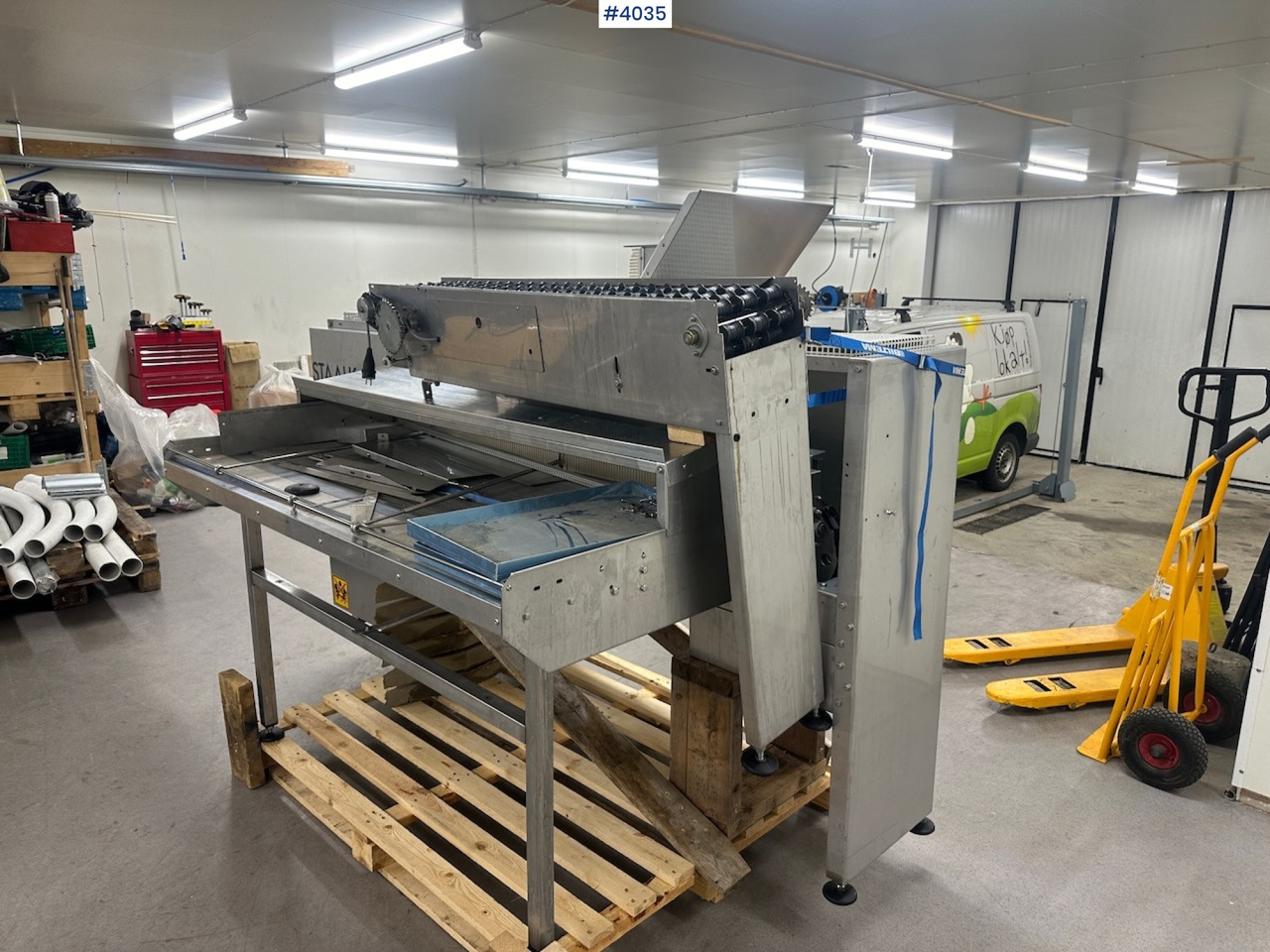 Fütterungstechnik Sanovo Staalkat Inter compacta egg sorting machine: das Bild 7