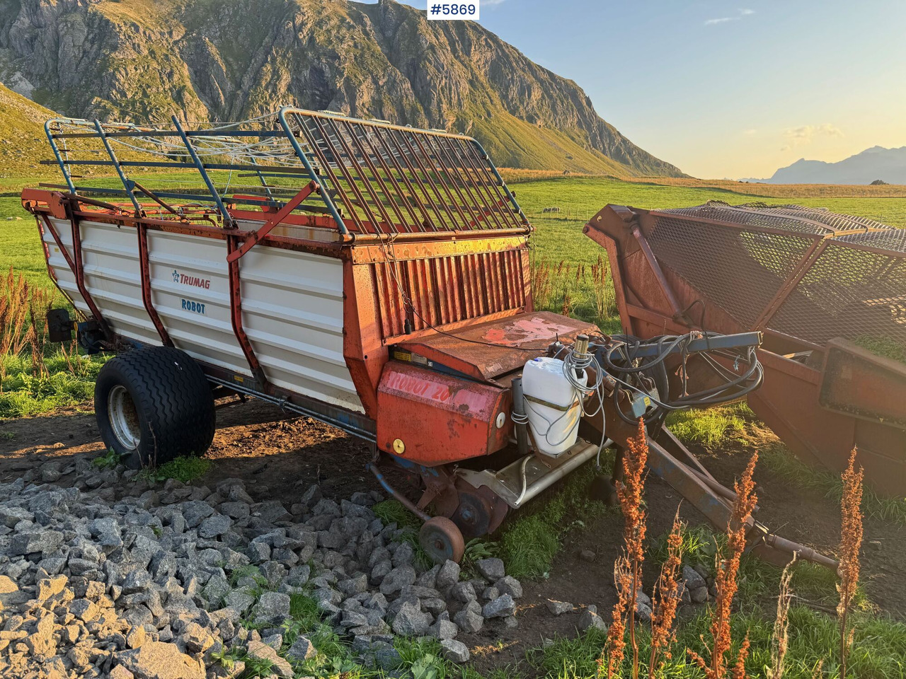 Grünlandtechnik Trumag robot 20 pickup wagon for cultivation: das Bild 1