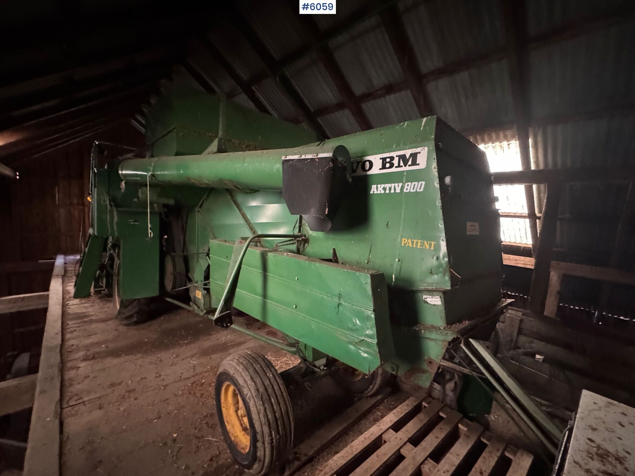 Volvo BM Aktiv 800 combine harvester - Mähdrescher: das Bild 4 Volvo BM Aktiv 800 combine harvester - Mähdrescher: das Bild 4