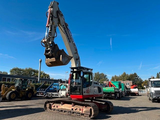 Liebherr R 916LC mit Lasersystem Kettenbagger - Kettenbagger: das Bild 3 Liebherr R 916LC mit Lasersystem Kettenbagger - Kettenbagger: das Bild 3