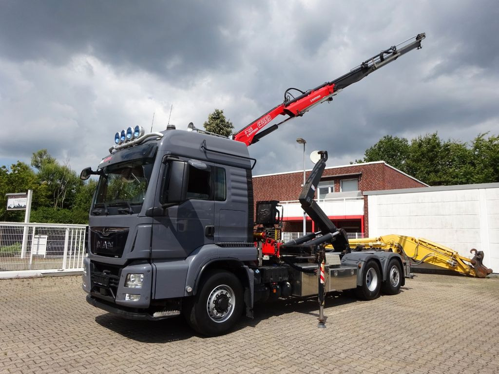 MAN 26.500 Abroller + Fassi F125A Kran 6x2-4 Allrad MAN 26.500 Abroller + Fassi F125A Kran 6x2-4 Allrad - Abrollkipper, Autokran: das Bild 2 MAN 26.500 Abroller + Fassi F125A Kran 6x2-4 Allrad MAN 26.500 Abroller + Fassi F125A Kran 6x2-4 Allrad - Abrollkipper, Autokran: das Bild 2