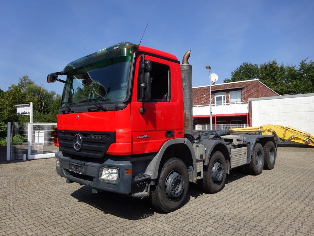Mercedes-Benz 3246 Actros Abroller K45 8x4 Knickhacken Mercedes-Benz 3246 Actros Abroller K45 8x4 Knickhacken - Abrollkipper: das Bild 5 Mercedes-Benz 3246 Actros Abroller K45 8x4 Knickhacken Mercedes-Benz 3246 Actros Abroller K45 8x4 Knickhacken - Abrollkipper: das Bild 5