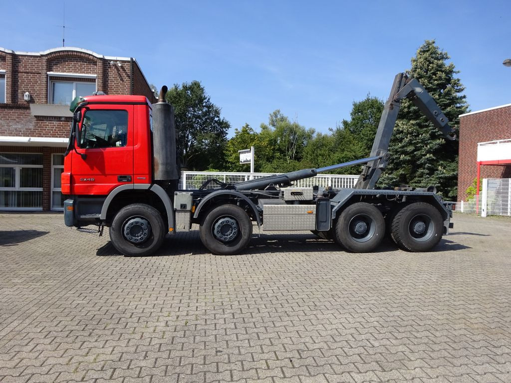 Mercedes-Benz 3246 Actros Abroller K45 8x4 Knickhacken Mercedes-Benz 3246 Actros Abroller K45 8x4 Knickhacken - Abrollkipper: das Bild 3 Mercedes-Benz 3246 Actros Abroller K45 8x4 Knickhacken Mercedes-Benz 3246 Actros Abroller K45 8x4 Knickhacken - Abrollkipper: das Bild 3