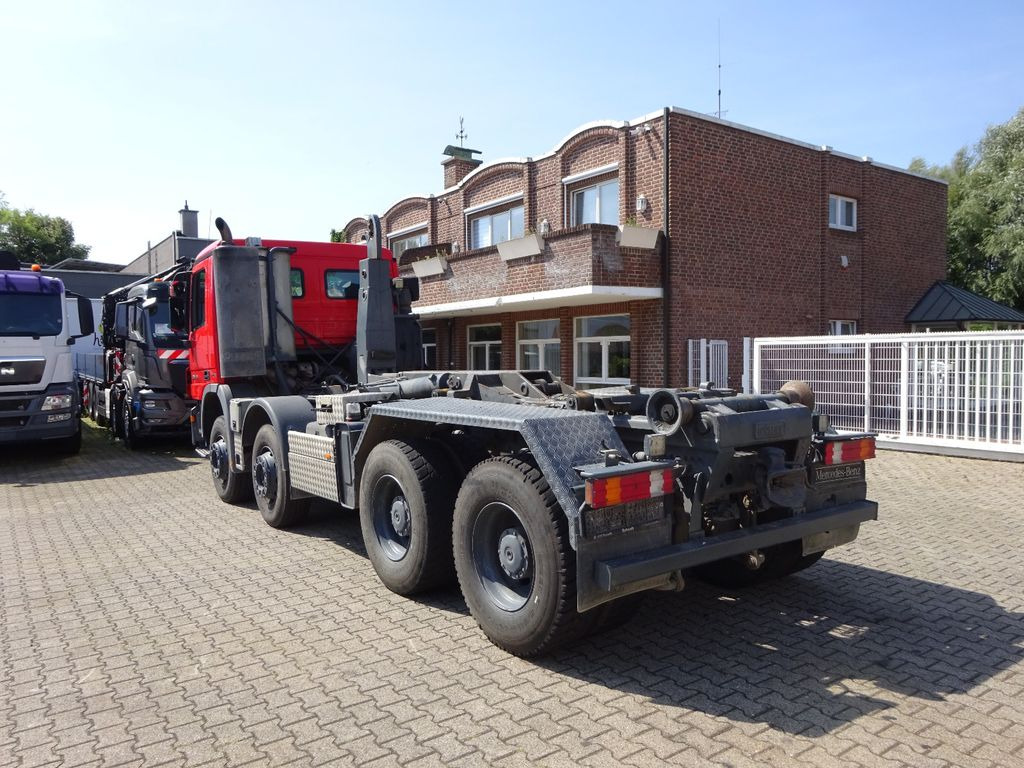 Mercedes-Benz 3246 Actros Abroller K45 8x4 Knickhacken Mercedes-Benz 3246 Actros Abroller K45 8x4 Knickhacken - Abrollkipper: das Bild 4 Mercedes-Benz 3246 Actros Abroller K45 8x4 Knickhacken Mercedes-Benz 3246 Actros Abroller K45 8x4 Knickhacken - Abrollkipper: das Bild 4