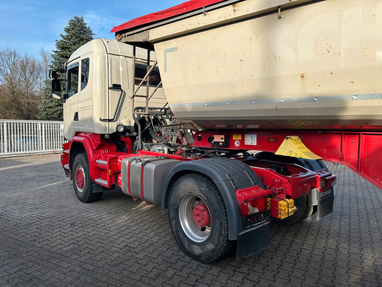 Scania G 490 SZM 4x4 Allrad - Sattelzugmaschine: das Bild 5 Scania G 490 SZM 4x4 Allrad - Sattelzugmaschine: das Bild 5