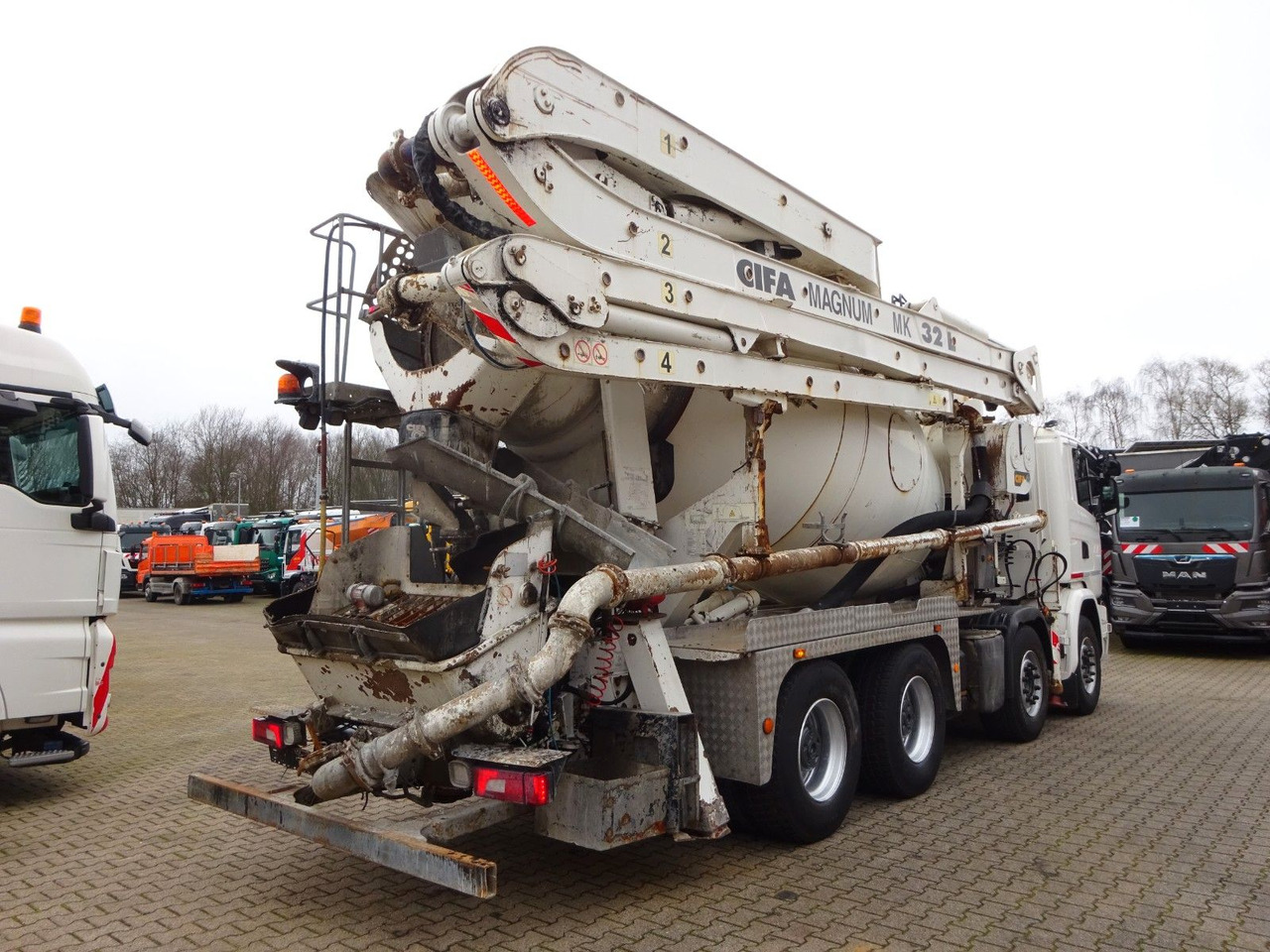Scania PUMI CIFA 32 Meter 4 Knick. Scania PUMI CIFA 32 Meter 4 Knick * Betonpumpe - Betonpumpe: das Bild 3 Scania PUMI CIFA 32 Meter 4 Knick. Scania PUMI CIFA 32 Meter 4 Knick * Betonpumpe - Betonpumpe: das Bild 3