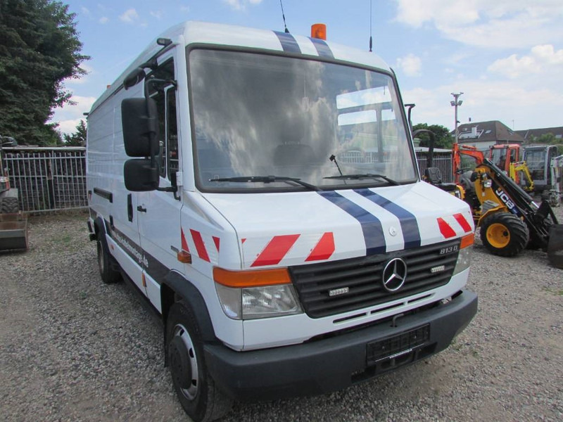 Mercedes-Benz 813 D Vario Kastenwagen - Koffer LKW: das Bild 2 Mercedes-Benz 813 D Vario Kastenwagen - Koffer LKW: das Bild 2