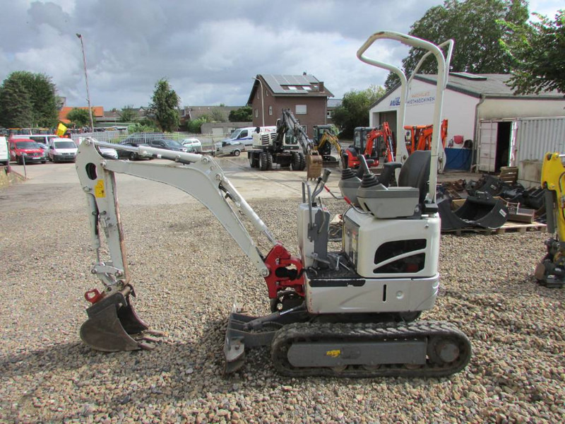 Takeuchi TB 210 R Minibagger 14.500 EUR - Minibagger: das Bild 1 Takeuchi TB 210 R Minibagger 14.500 EUR - Minibagger: das Bild 1