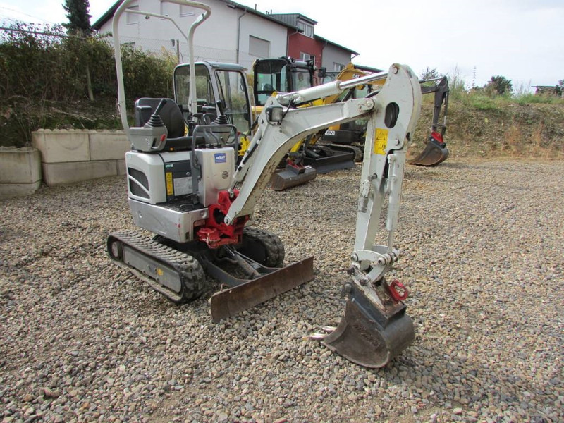 Takeuchi TB 210 R Minibagger 14.500 EUR - Minibagger: das Bild 3 Takeuchi TB 210 R Minibagger 14.500 EUR - Minibagger: das Bild 3