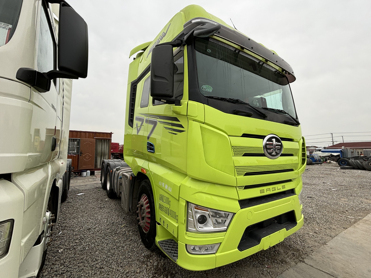 FAW - Sattelzugmaschine: das Bild 2 FAW - Sattelzugmaschine: das Bild 2