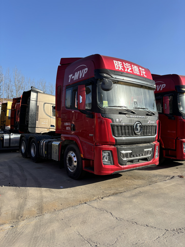 SHACMAN - Sattelzugmaschine: das Bild 1 SHACMAN - Sattelzugmaschine: das Bild 1