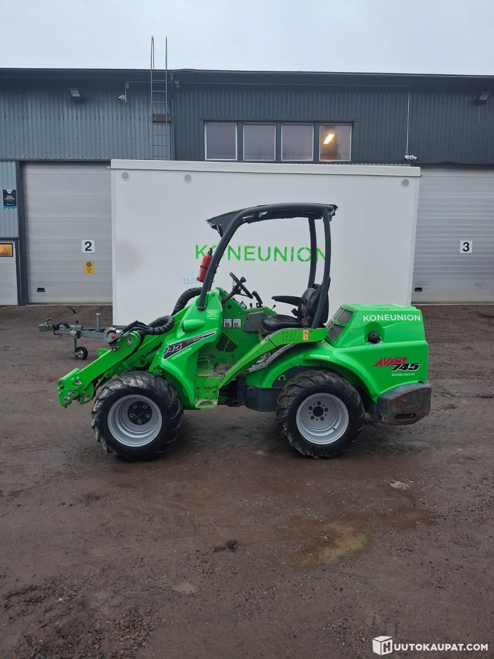 Mini loader Avant 745, 2017, 3,383 h, Nurmijärvi - Hoflader: das Bild 1 Mini loader Avant 745, 2017, 3,383 h, Nurmijärvi - Hoflader: das Bild 1