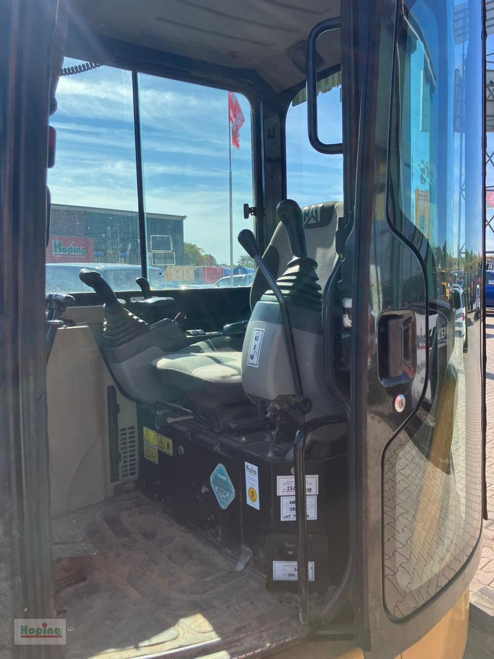 CAT 305C CR - Minibagger: das Bild 5 CAT 305C CR - Minibagger: das Bild 5