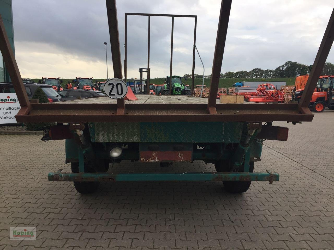 Landwirtschaftlicher Plattformanhänger Sommer AG 120: das Bild 9 Landwirtschaftlicher Plattformanhänger Sommer AG 120: das Bild 9