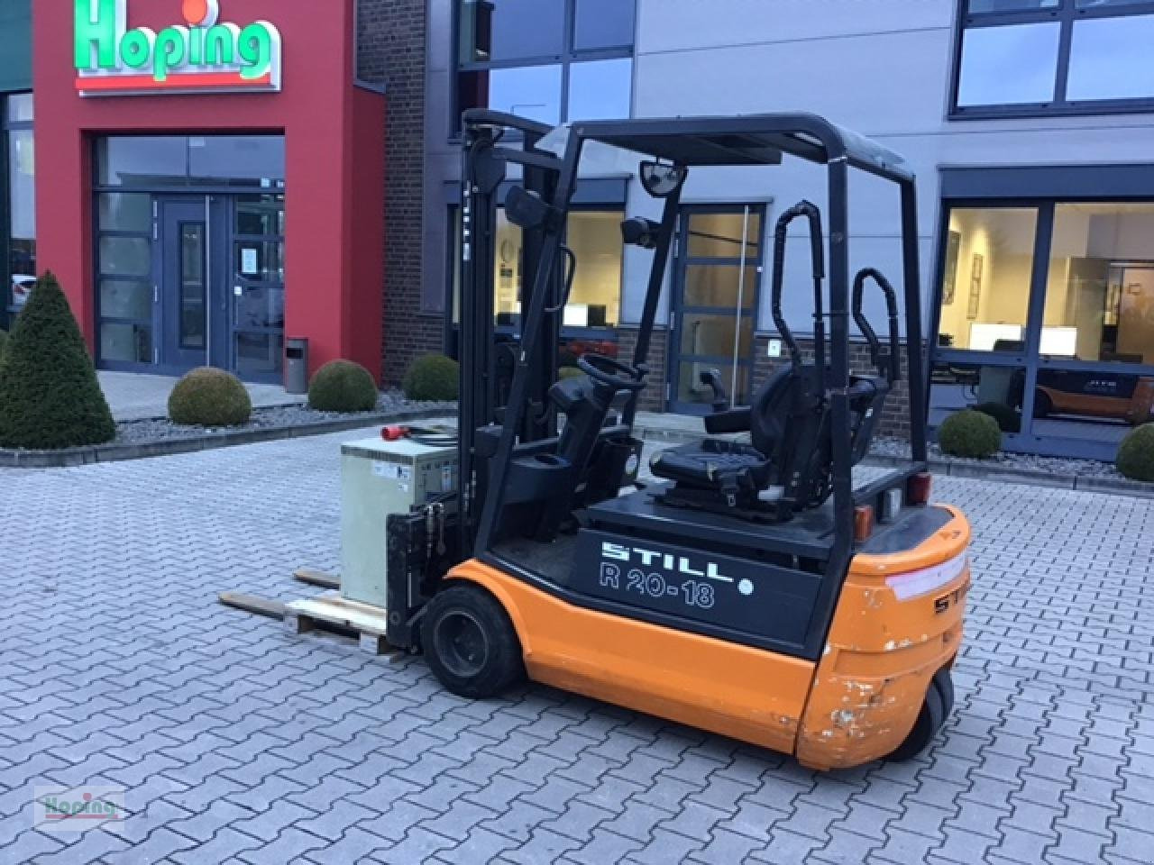 Still R20-18 - Elektrostapler: das Bild 1 Still R20-18 - Elektrostapler: das Bild 1