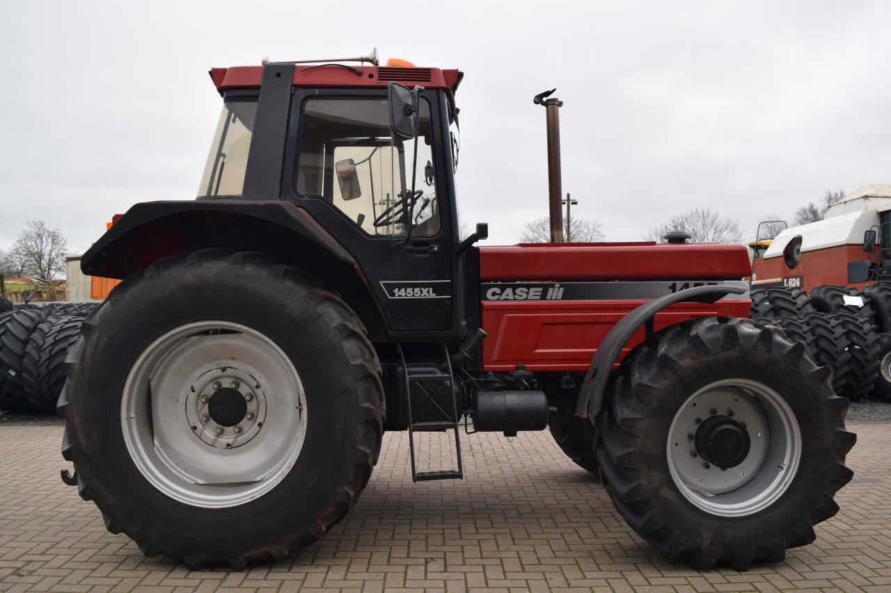 Case-IH 1455 XL A - Traktor: das Bild 2 Case-IH 1455 XL A - Traktor: das Bild 2
