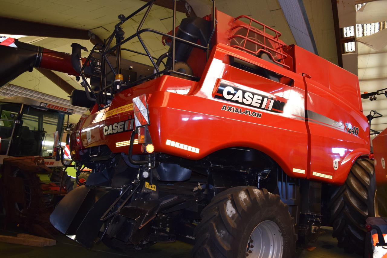 Case-IH 7240 Axial Flow - Mähdrescher: das Bild 5 Case-IH 7240 Axial Flow - Mähdrescher: das Bild 5