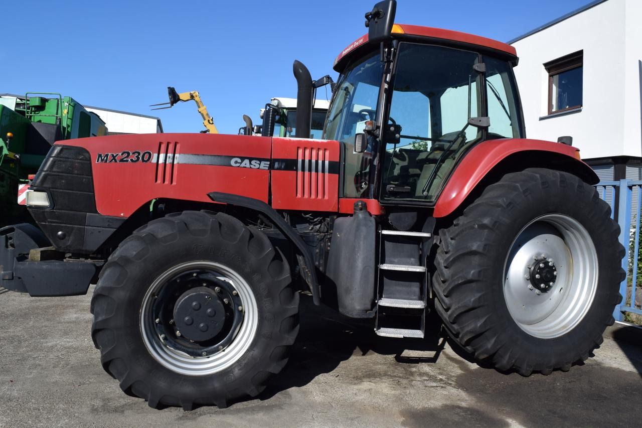 Case-IH MX 230 Magnum - Traktor: das Bild 3 Case-IH MX 230 Magnum - Traktor: das Bild 3