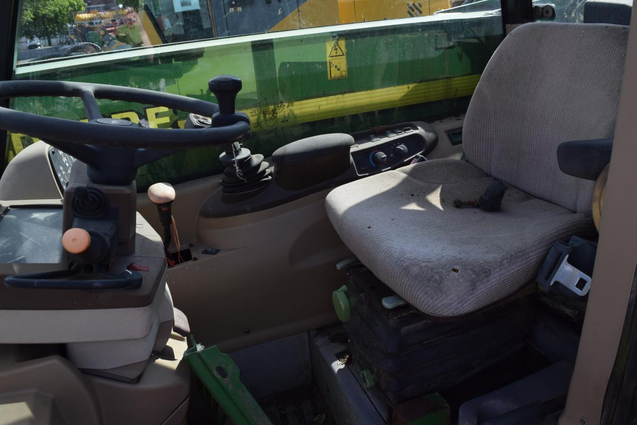 John Deere 3200 - Teleskoplader: das Bild 5 John Deere 3200 - Teleskoplader: das Bild 5