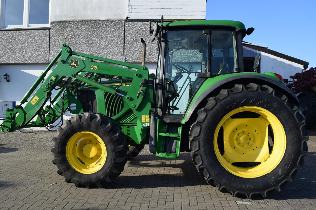John Deere 6220 - Traktor: das Bild 1 John Deere 6220 - Traktor: das Bild 1