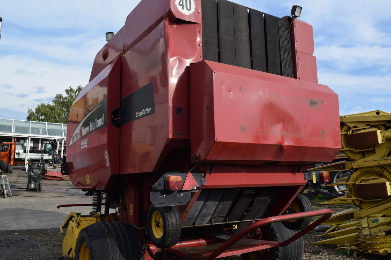New Holland BR 750 CropCutter - Rundballenpresse: das Bild 5 New Holland BR 750 CropCutter - Rundballenpresse: das Bild 5