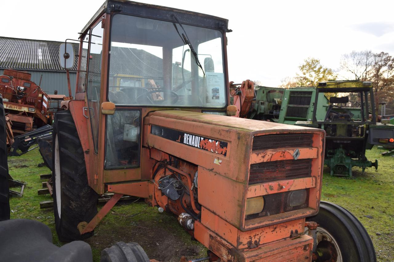 Renault 651 - Traktor: das Bild 1 Renault 651 - Traktor: das Bild 1