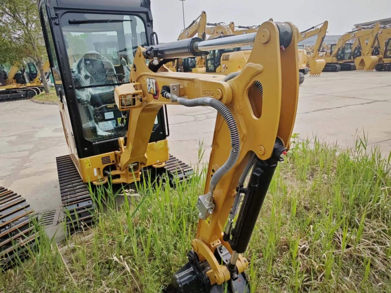 Caterpillar 302CR NEW - Minibagger: das Bild 4 Caterpillar 302CR NEW - Minibagger: das Bild 4