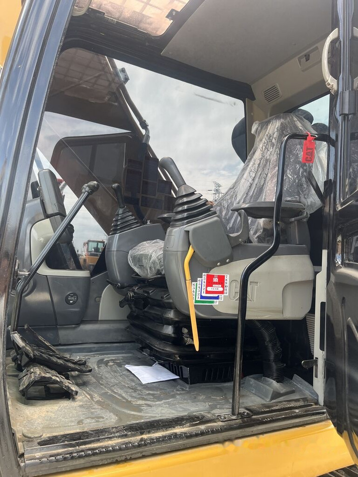 Caterpillar 323D2L - Kettenbagger: das Bild 2 Caterpillar 323D2L - Kettenbagger: das Bild 2