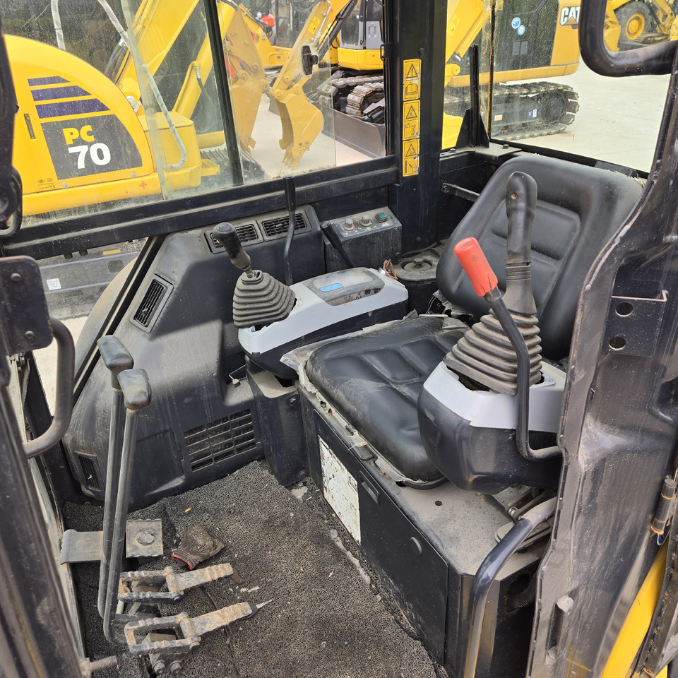 KOMATSU PC35MR - Minibagger: das Bild 5 KOMATSU PC35MR - Minibagger: das Bild 5
