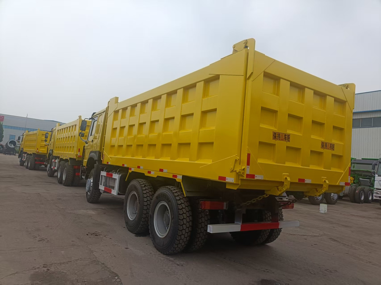 Kipper SINOTRUK HOWO: das Bild 8