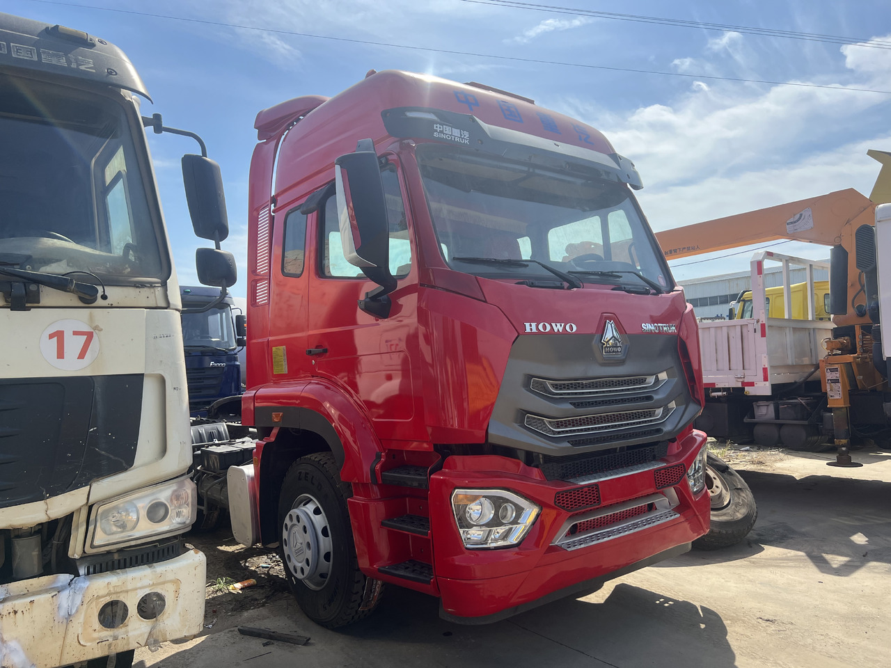 SINOTRUK HOWO - Sattelzugmaschine: das Bild 2 SINOTRUK HOWO - Sattelzugmaschine: das Bild 2